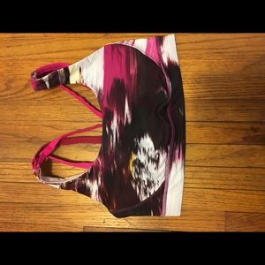 Sports bra